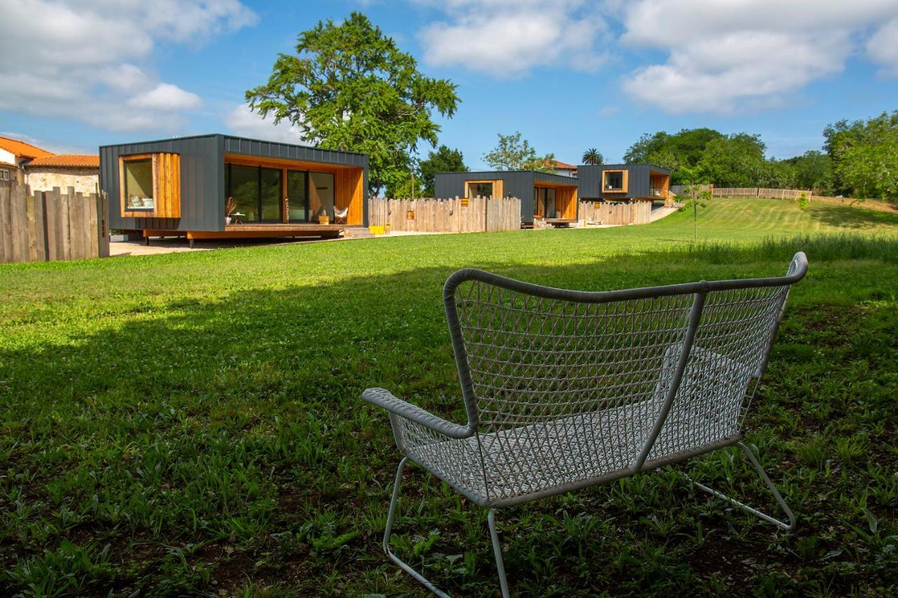Vibe Luxury Cabins Арнуеро Екстериор снимка