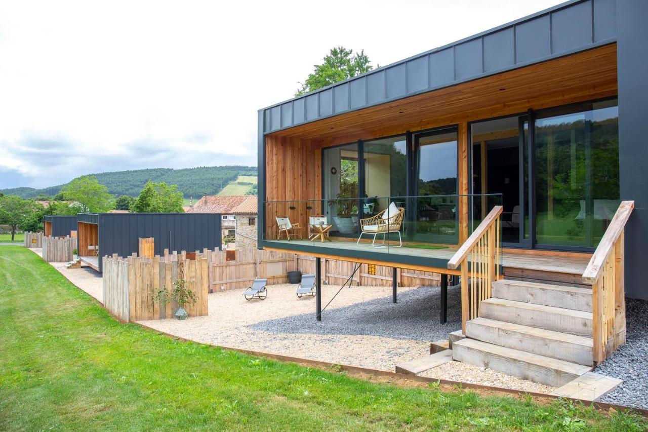 Vibe Luxury Cabins Арнуеро Екстериор снимка