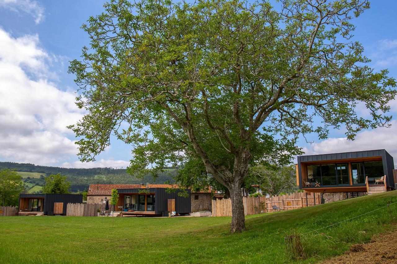 Vibe Luxury Cabins Арнуеро Екстериор снимка