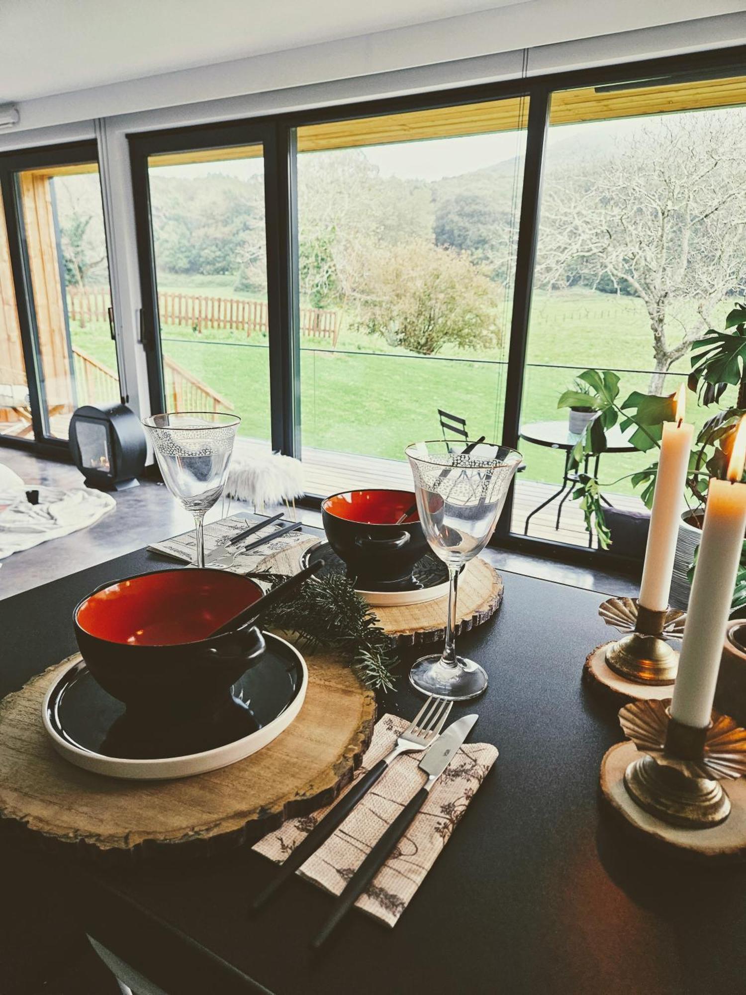 Vibe Luxury Cabins Арнуеро Екстериор снимка